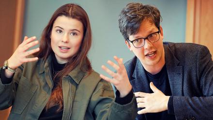 Luisa Neubauer, Fridays for Future, und FDP-Klimaexperte Lukas Koehler im Deutschen Bundestag in Berlin, Doppel-Interview, Copyright: Sven Darmer, 26.11.2020