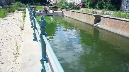 Gefüllt. Von der Havel bis zur Kellertorbrücke ist wieder Wasser im Kanal.