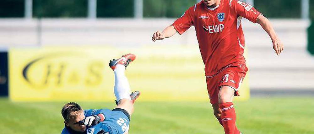 Treffsicher. Proband Benjamin Kaufmann besorgt hier das 2:0 im Finale.