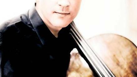 Ganz besondere Beziehung. Julian Steckel und sein Cello.