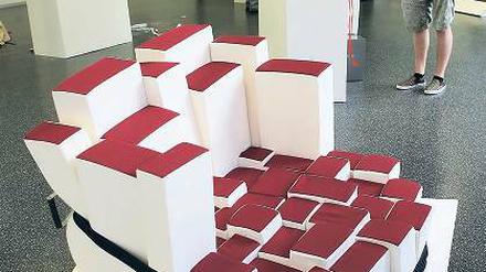 Wie eine Skyline. Der Patchwork-Sessel von Benjamin Ditzen.