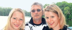 Neues Erfolgsgespann. Franziska Weber vom KC Potsdam (rechts) und Tina Dietze vom LVB Leipzig mit ihrem Bundestrainer Jochen Zühlke aus Potsdam in Kienbaum am Ufer des Liebenberger Sees.