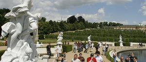 Touristen strömen millionfach in die Landeshauptstadt. Dass die künftig ein bisschen mehr bezahlen und dadurch den Wegfall von fünf Millionen Euro Landesförderung in Form der Hauptstadtmittel kompensieren, dafür spricht sich die CDU aus.