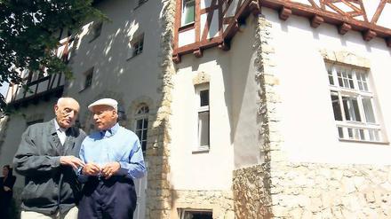 Zwiespältige Erinnerungen an die Kinderjahre in Caputh: Peter Ettlinger (l.) und Garry Behrend.