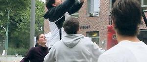 Bälle für Blut – ein Streetballturnier warb fürs Bluspenden