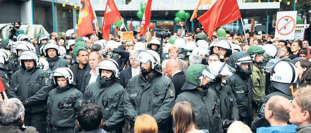 Widerstand. Am Donnerstag verhinderten Demonstranten die Rechten-Tagung.