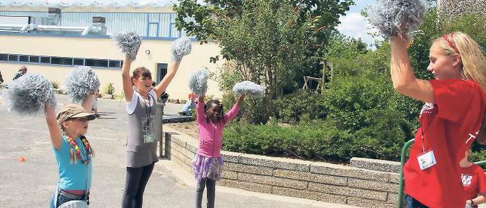 In der Ferien-Arche darf man auch mal Cheerleader sein.