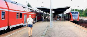 Bald kein großer Bahnhof mehr. Ab dem kommenden Jahr soll die Regionalbahnlinie 22 zum Großflughafen Schönefeld an Michendorf vorbeifahren.