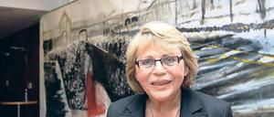 Kunst gegen das Vergessen. Fast die gesamte Familie hat die Israelin Sara Atzmon in den Konzentrationslagern der Nazis verloren. Heute malt sie und führt Schülerprojekte durch. „Kinder dürfen nicht mit Hass aufwachsen“, sagt die 78-Jährige.