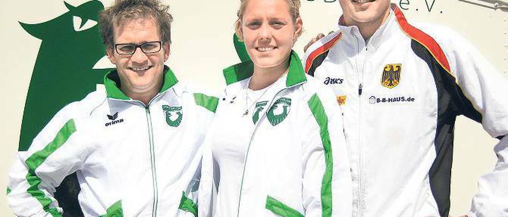 Team mit großen Zielen. Während Sophie-Elisabeth Drews in Spanien mit einer Medaille liebäugelt, will Franz Löschke (rechts) einen Top-15-Platz. Trainer Ron Schmidt sieht die Sache optimistisch.