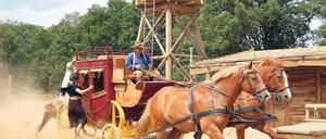 Ja, wo ist es denn? Auf der Suche nach Eldorado, dem Goldland, hat sich so mancher vergalloppiert. Andere boten Karten an, die in die Irre führten. Nun steht die Lotto GmbH am Pranger. Wem es nicht um Gold geht: Ein Dorado liegt bei Templin – die Westernstadt (Foto).