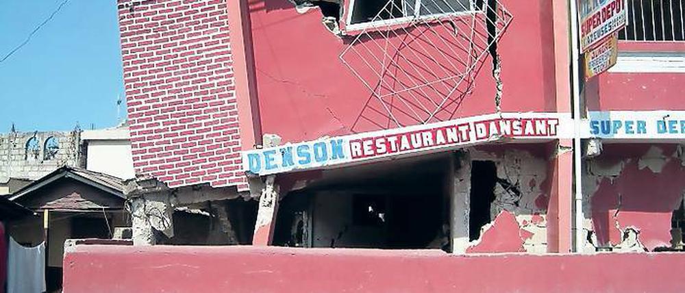 Risikogebiete. Das Vordringen der Zivilisation in gefährdete Regionen– hier Erdbebenschäden in Haiti 2010 – erhöht die Schadensbilanz.