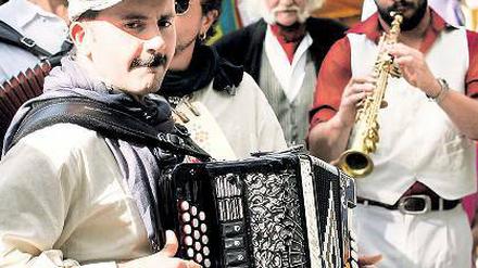Musikalisch. Eröffnung des Weberfests in Babelsberg am Freitag.
