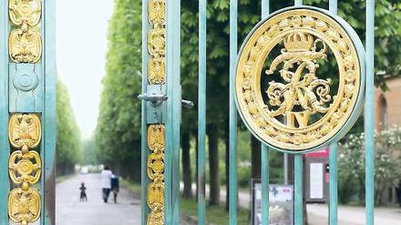 Der Erhalt der Parks, hier der Eingang zum Park Sanssouci, kostet. Die Schlösserstiftung ist notorisch klamm.
