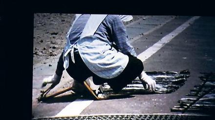 „The movement of people working“: Bilder vom täglichen Tun.