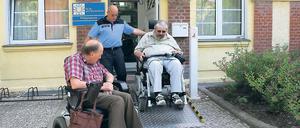 Noch barrierefrei. Behinderte kritisieren die Schließung der Wache Babelsberg.