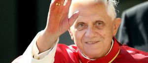 Die Frage ist, ob 75 000 Menschen vors Schloss passen, wenn Papst Benedikt XVI. nach Berlin kommt.