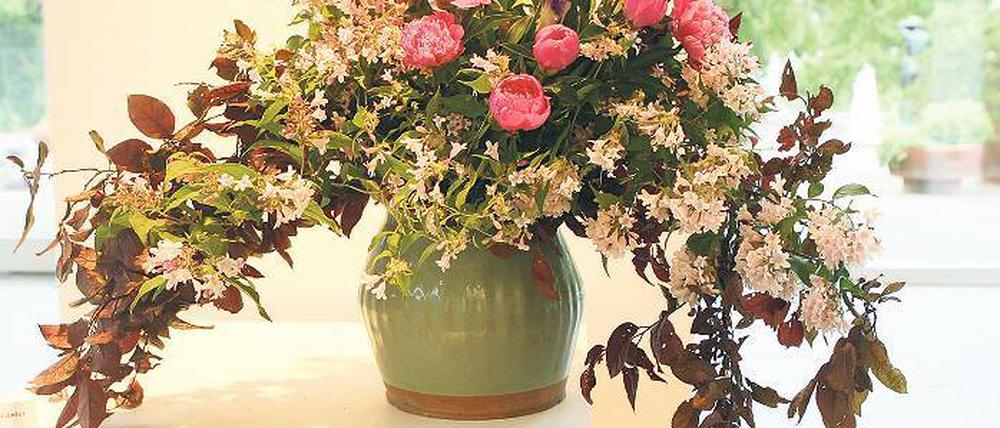 Verspielter Traum. Ein Strauß für Charlotte Joop.