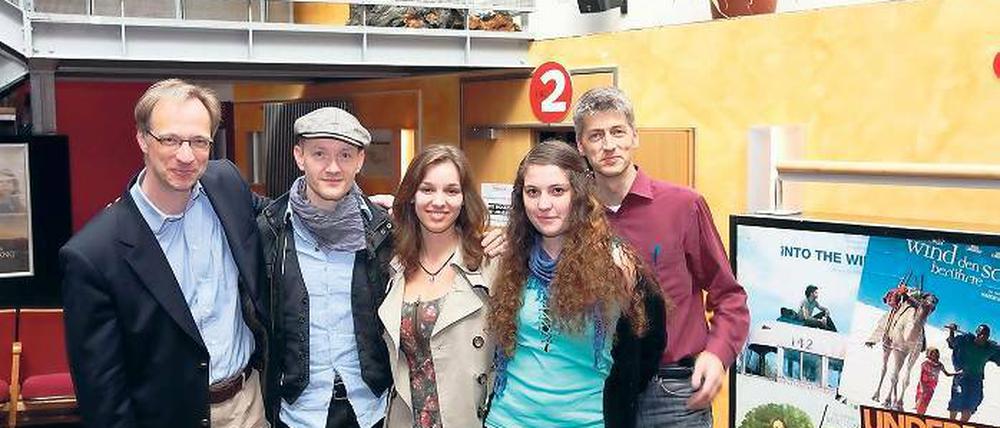Kinopremiere mit Peter Schweinhardt (Kursleiter), Melanie Wälde (Darstellerin) und Liz Fettback (Regie/v.r.).