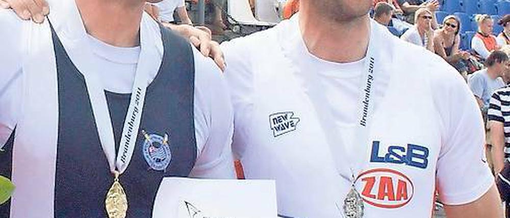 Meister und Vizemeister. Marcel Hacker (l.) kann für die weitere WM-Saison planen, der Potsdamer Falko Nolte (r.) ist schon aus dem Rennen um die Auswahlplätze.