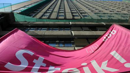 Zurück auf Start? Eine Tarifeinigung war schon in Sicht. Nun droht erneut Streik an der Charité. Foto: