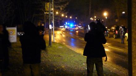Zugriff: Um 21.28 Uhr nahm die Polizei am 10. Februar in Kleinmachnow in der Straße Hohe Kiefer/Ecke Schleusenstraße den mutmaßlichen Entführer fest.