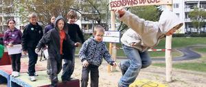 Für knapp 90 000 Euro ist in diesem Jahr der Eisenbahn-Spielplatz an der Knobelsdorff-Straße in Potsdam-West saniert worden. Für viele andere Spielplätze fehlt Geld.
