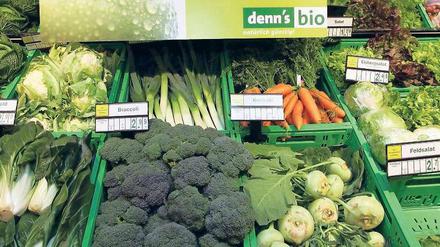 Nachschubprobleme. Seit 2008 ist die Zahl der Biobetriebe im Land Brandenburg von 897 auf 995 gestiegen. Dennoch könnte die Branche nach eigenen Angaben deutlich mehr Produkte verkaufen, allerdings reichen die Anbaukapazitäten noch nicht aus. Trotzdem stutzt Brandenburg nun die Förderung.