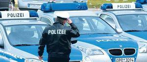 Muss da jemand gehen? Innenminister Woidke will den Kripo-Chef von Spremberg entlassen. Es könnte noch mehr Ex-DDR-Geheimdienstler in den Reihen der Polizei treffen.