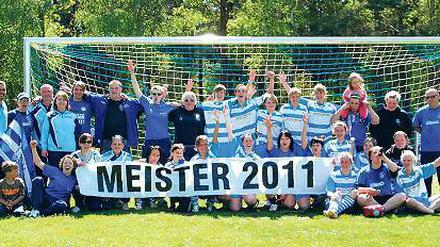 Geschafft. Blau-Weiß Beelitz ist Fußball-Landesmeister der Frauen.
