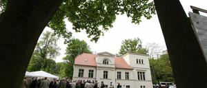 eröffnet. In der Forschungs- und Begegnungsstätte wird eine Ausstellung über das Wirken des Theologen und Orientalisten Johannes Lepsius (1858-1926)gezeigt, der sich stark für die damals verfolgten Armenier einsetzte.