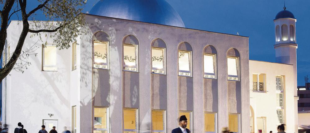 Die erste Moschee im Osten Deutschlands ist am Donnerstag im Berliner Bezirk Pankow feierlich eröffnet worden.