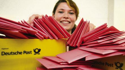 Gewählt. Wer seine Stimme nicht direkt am Sonntag, sondern per Briefwahl abgeben wollte, konnte dies noch bis Freitag tun. Im Land Brandenburg bewerben sich 5830 Kandidaten, die meisten wurden von den 10 zugelassenen Parteien aufgestellt. Dazu kamen drei politische Vereinigungen, zehn Listenvereinigungen, 55 Wählergruppen und wie vor fünf Jahren elf Einzelbewerber.