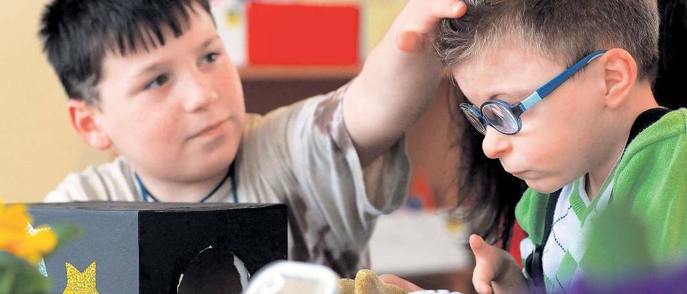 &amp;#Gemeinsam lernen. Ab 2019 sollen alle Kinder in Brandenburg unabhängig von ihren Voraussetzungen in eine Schule gehen.