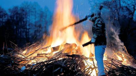 &#Feurige Tradition. In Potsdam sind elf Osterfeuer angekündigt.