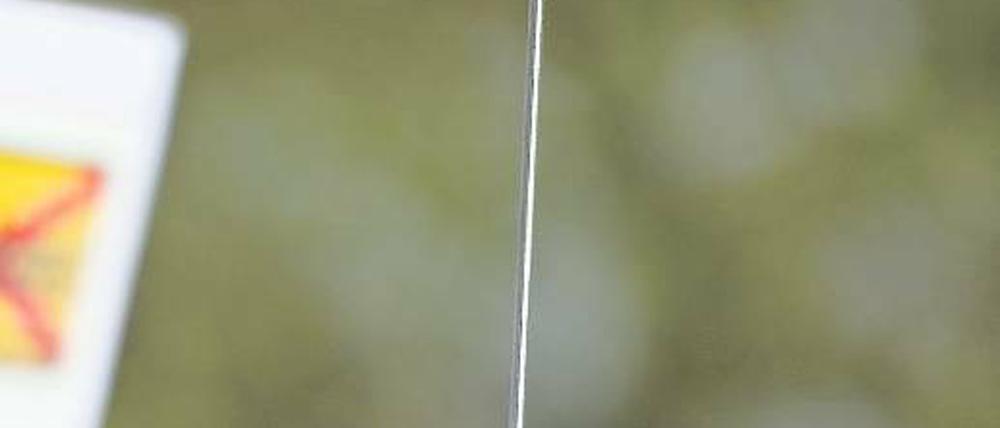 Schutzbedürftig. Ein Befürworter des Nachtflugverbotes am zukünftigen Airport Berlin-Brandenburg-International (BBI) bei der Demonstration am Donnerstag.