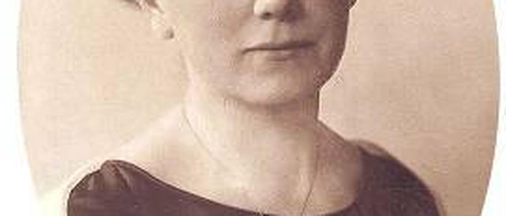 Boxt sich durch. Jeanette Toussaint bringt mit ihrem Buch in der Reihe Potsdamer Köpfe Licht in das Leben der engagierten Christin Anni von Gottberg.