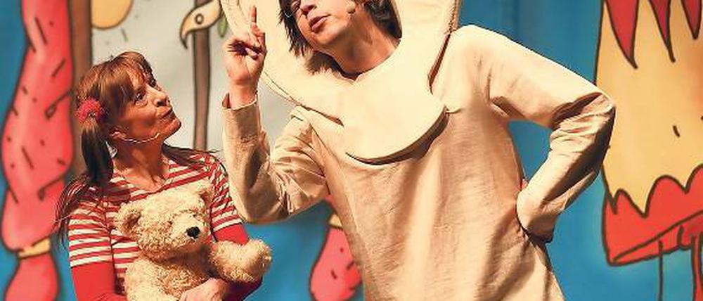 Auf großer Fahrt. Henriette und Kochlöffel Quassel wollen in die Karibik.