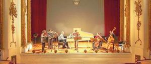 Letzte Probe vor dem Konzert. Exxential Bach musizierte im Schlosstheater.