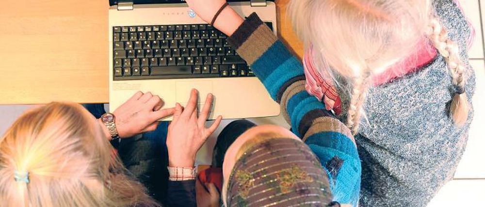 Visuelle Kompetenz erweitern. Film, Animationen und auch die Kommunikation im Internet werden immer wichtiger.