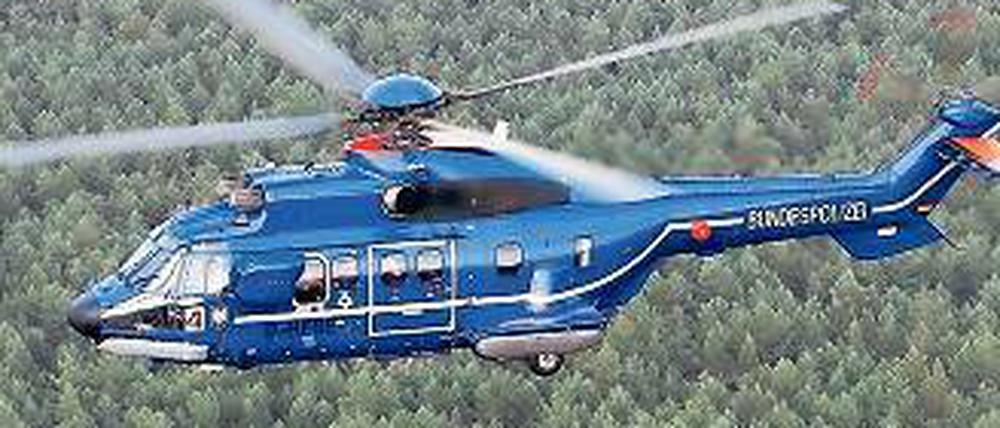 Sechs Nachtanflüge. Eine Super Puma der Bundespolizei.
