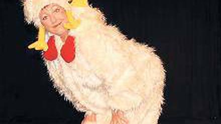 Weckt das Huhn in sich. Die Kabarettistin Andrea Meissner.