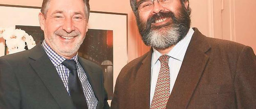 Antrittsbesuch. Jann Jakobs mit Ecuadors Botschafter Jorge Jurado (v.l.).