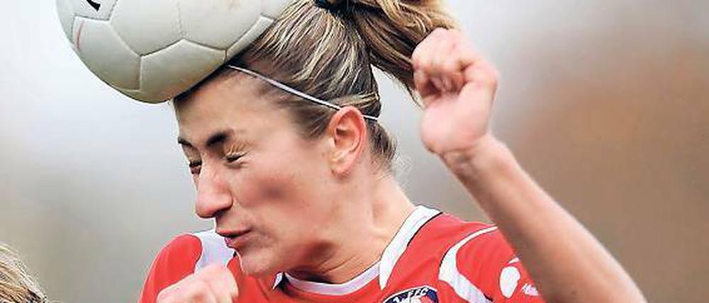 Ein Tor erzielt, ein Tor vorbereitet. Bianca Schmidt schuf sich mit Turbine Potsdam am Mittwochabend durch ein 3:0 beim FCF Juvisy Essonne eine gute Ausgangsposition für den Einzug ins Halbfinale der UEFA Womens Champions League.