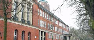 Ausnahmezustand. Die Türen des Berliner Schadow-Gymnasiums blieben auch am Dienstag verschlossen.