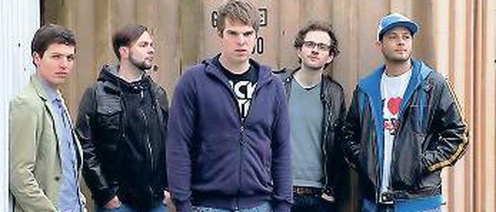 Musikalische Berufsjugendliche. Die Jungs der Band Immer Anfang Zwanzig.