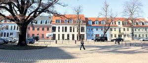 Der Markt ist rund: Mit den sechs neuen Häusern haben die HGW und Privatinvestorin Annette Gast die letzte Baulücke geschlossen.