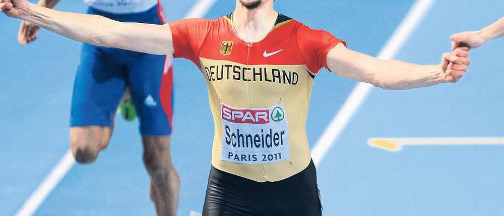 Im Ziel. Thomas Schneider lief am Samstag in Paris zu Silber.
