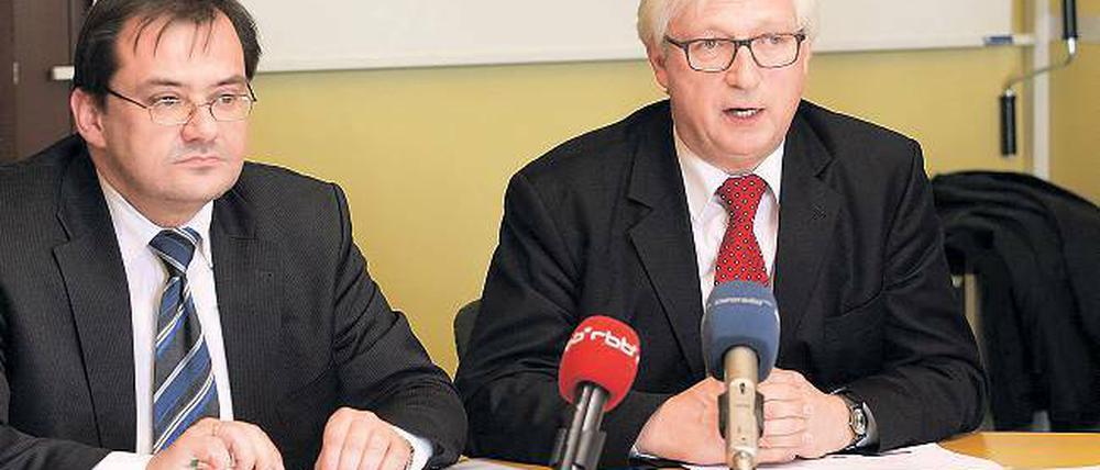 Krisengipfel. Ifrastrukturminister Vogelsänger (li.) und VBB-Chef Franz.