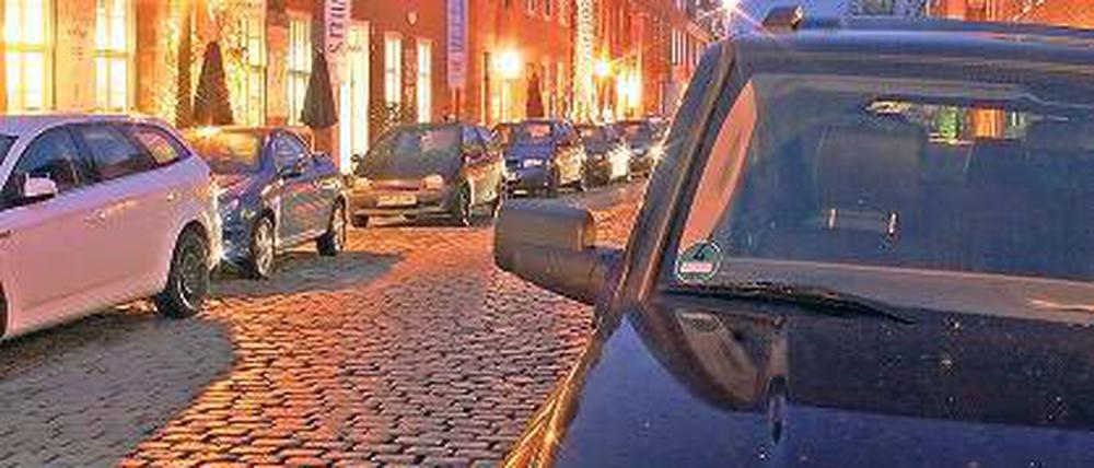 Shoppingmeile. Die Gewerbetreibenden im Holländischen Viertel wollen jeden Sonntag ihre Läden öffnen. Das erlaubt das brandenburgische Gesetz nicht.